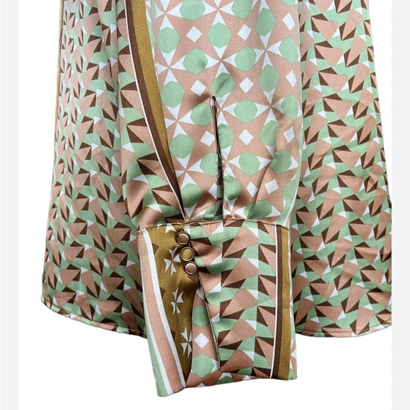 House of Harlow 1960 Geometric Pattern Blouse - Picture 5 of 9